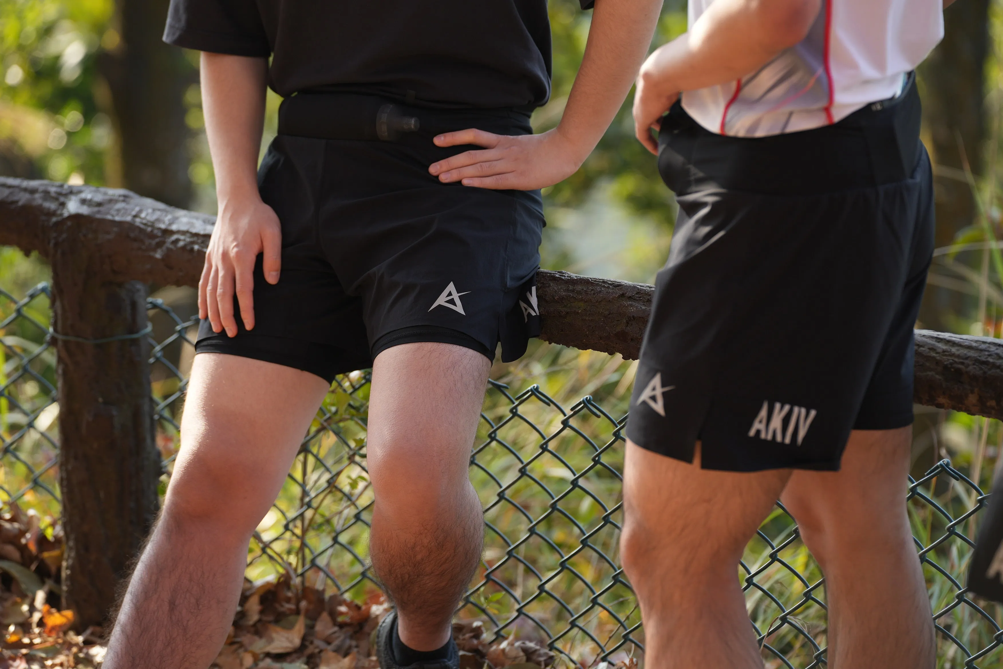 AKIV 2-in-1 Multi-Pocket Shorts Unisex | Inner Tight | Black